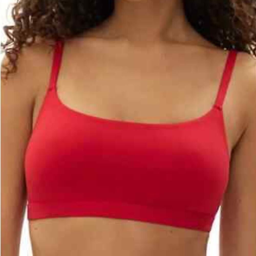 Gap GapBody Seamless Scoop Super Stretch Bralette in‎ Red